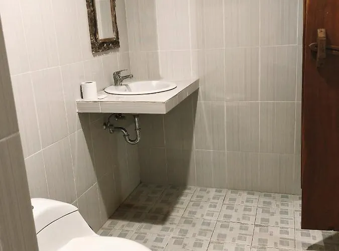 Darma Yogi House 3*