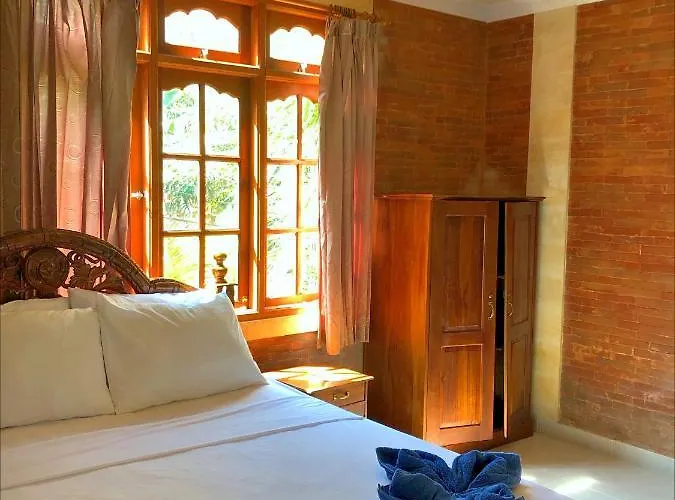 Pensión Darma Yogi House 3*